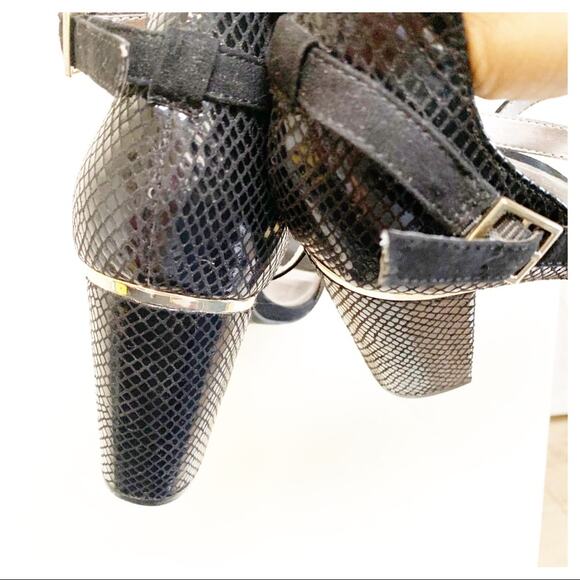 a.n.a Reptile Strappy Block Heel Black Size 10 Glam Whimsygoth - Picture 8 of 13